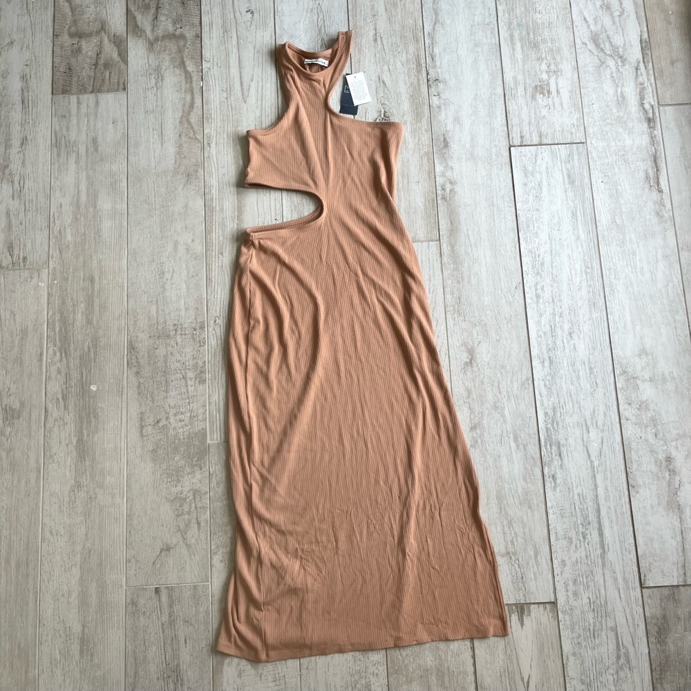 NWT Abercrombie & Fitch | Cut Out Asymmetric MIDI Dress XSp - Picture 9 of 14